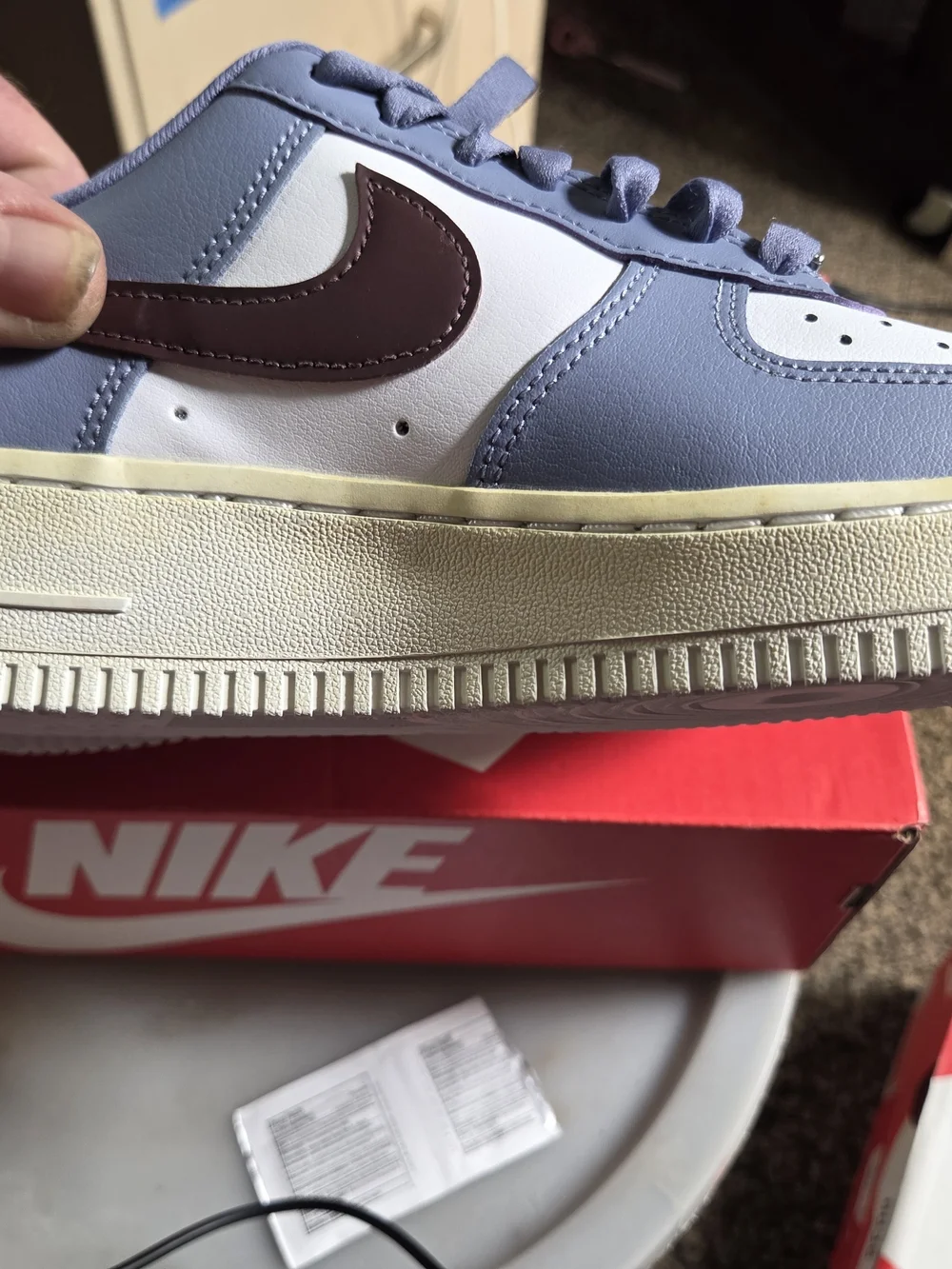 Nike Men’s Low-Top Sneakers — Lavender, White & Maroon Swoosh